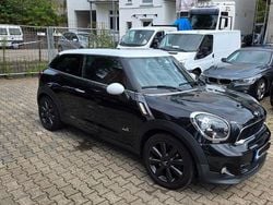 Schwarz Gebraucht 2012 Mini Cooper S Paceman SUV | 11.799 €