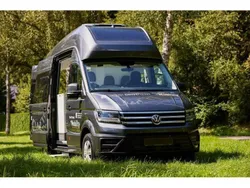 Grau Gebraucht 2023 VW California California Van | 70.890 € (Etwas zu teuer)