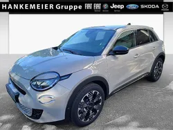 Beige Neu 2024 Fiat 600E La Prima SUV | 36.990 €