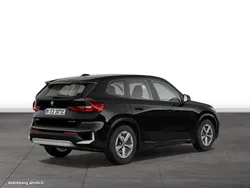Schwarz Gebraucht 2024 BMW iX1 SUV | 45.164 € (Fairer Preis)