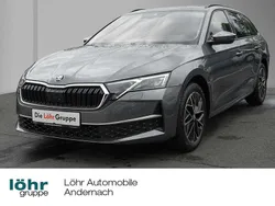 Graphitegrau metallic Gebraucht 2024 Skoda Octavia Selection Kombi | 34.480 € (Fairer Preis)