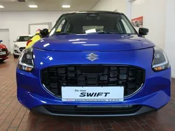 Blau Neu 2024 Suzuki Swift Comfort+ Limousine | 19.250 €