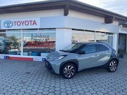 Grün Gebraucht 2025 Toyota Aygo X SUV | 16.990 € (Fairer Preis)