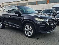 Schwarzmagic perleffekt Gebraucht 2023 Skoda Kodiaq SUV | 31.990 € (Guter Preis)