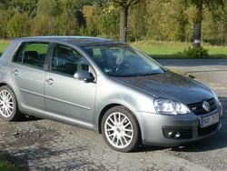 Grau metallic Gebraucht 2007 VW Golf V GT Kleinwagen | 11.790 €
