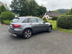 Grau Gebraucht 2018 Mercedes GLC350 SUV | 26.500 € (Superpreis)