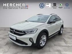 Grau Gebraucht 2024 VW Taigo Move SUV | 24.990 € (Fairer Preis)