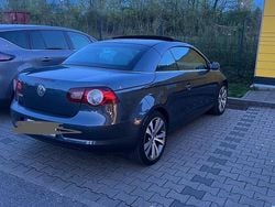 Grau Gebraucht 2007 VW Eos Cabrio | 2.900 € (Etwas zu teuer)