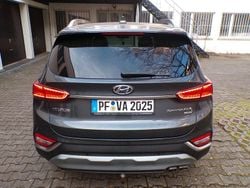Grau Gebraucht 2019 Hyundai Grand Santa Fe SUV | 22.999 € (Fairer Preis)