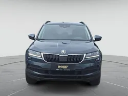 Quarzgrau metallic Gebraucht 2021 Skoda Karoq Style SUV | 26.680 € (Fairer Preis)