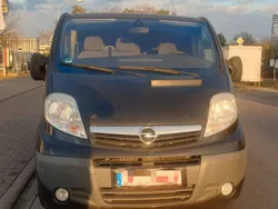 Schwarz Gebraucht 2007 Opel Vivaro Van | 6.790 € (Teuer)