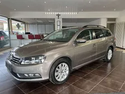 Kaschmirbraun metallic Gebraucht 2011 VW Passat Comfortline Kombi | 8.790 € (Fairer Preis)
