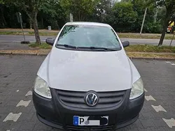 Weiß Gebraucht 2010 VW Fox Kleinwagen | 1.700 €