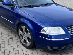 Schwarz Gebraucht 2002 VW Passat Basis Limousine | 2.000 € (Fairer Preis)
