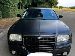 Schwarz Gebraucht 2009 Chrysler 300C Kombi | 9.999 €