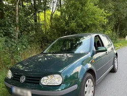 Grün Gebraucht 1998 VW Golf IV Kleinwagen | 2.000 € (Etwas zu teuer)