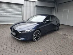 Blau Gebraucht 2024 Mazda 3 Limousine | 26.990 € (Guter Preis)