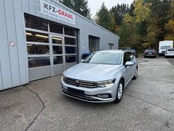 Gelb Gebraucht 2022 VW Passat Business Kombi | 18.988 € (Guter Preis)
