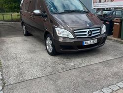 Braun Gebraucht 2012 Mercedes Viano Edition Van / Kleinbus | 15.600 € (Teuer)