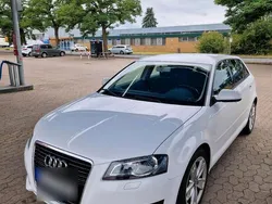 Weiß Gebraucht 2012 Audi A3 Attraction Limousine | 9.900 € (Teuer)