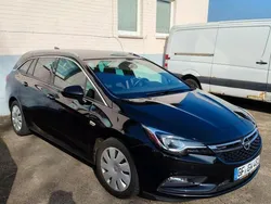 Schwarz Gebraucht 2017 Opel Astra Kombi | 5.950 € (Guter Preis)
