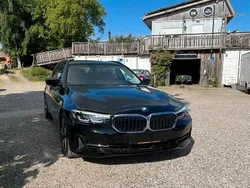Schwarz Gebraucht 2022 BMW 520 Kombi | 29.598 € (Guter Preis)