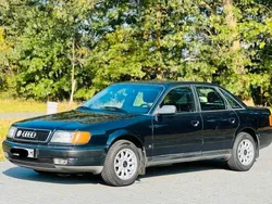 Schwarz Gebraucht 1991 Audi 100 Limousine | 1.250 €