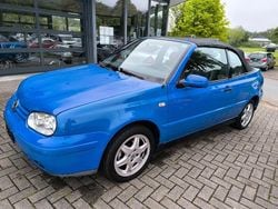 Blau Gebraucht 2001 VW Golf Cabriolet Conceptline Cabrio | 2.300 € (Guter Preis)