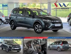 Cedar green Gebraucht 2024 Dacia Jogger Expression Kombi | 19.250 € (Fairer Preis)