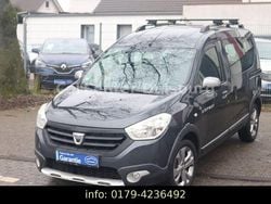 Grau Gebraucht 2016 Dacia Dokker Stepway Van / Kleinbus | 8.900 € (Guter Preis)