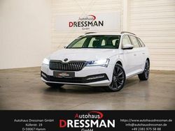 Moonweiss metallic Gebraucht 2021 Skoda Superb Ambition Kombi | 22.380 € (Superpreis)