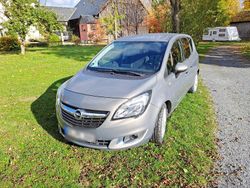 Silber Gebraucht 2016 Opel Meriva Van / Kleinbus | 5.900 € (Guter Preis)