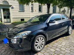 Schwarz Gebraucht 2011 Kia Ceed Spirit Limousine | 3.999 € (Superpreis)