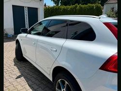 Weiß Gebraucht 2015 Volvo XC60 Ocean Race SUV | 18.000 € (Etwas zu teuer)