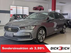 Graphitegrau metallic Gebraucht 2024 Skoda Superb Kombi | 36.980 € (Superpreis)