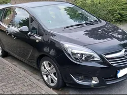 Schwarz Gebraucht 2014 Opel Meriva Innovation Van / Kleinbus | 6.875 € (Fairer Preis)