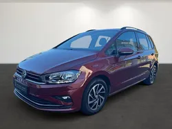 Rot Gebraucht 2018 VW Golf Sportsvan Join Van / Kleinbus | 16.480 € (Fairer Preis)