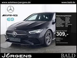 Schwarz Gebraucht 2023 Mercedes CLA200 Shooting Brake Kombi | 30.880 € (Fairer Preis)
