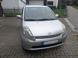 Grau Gebraucht 2007 Daihatsu Sirion Kleinwagen | 1.300 € (Guter Preis)