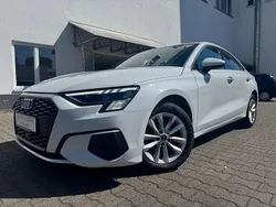 Gletscherweiß metallic Gebraucht 2021 Audi A3 Sport Limousine | 23.999 € (Fairer Preis)