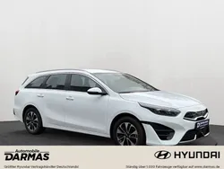 Weiß Gebraucht 2022 Kia Ceed Sportswagon Vision Kombi | 21.990 € (Guter Preis)
