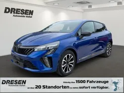 Blau Gebraucht 2022 Renault Clio V Techno Kleinwagen | 20.390 € (Teuer)