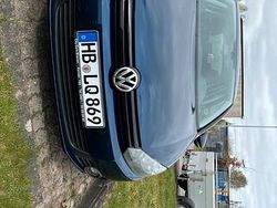 Blau Gebraucht 2013 VW Golf VI Match Limousine | 5.000 €
