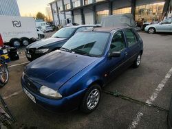 Violet Gebraucht 1997 Ford Fiesta Kleinwagen | 500 €