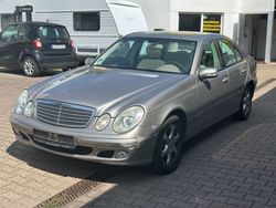 Silber Gebraucht 2003 Mercedes E220 Limousine | 3.400 € (Superpreis)
