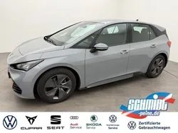 Grau Gebraucht 2023 Cupra Born Kleinwagen | 24.400 € (Fairer Preis)