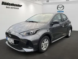 Grau Neu 2025 Mazda 2 Center-Line Limousine | 24.430 € (Etwas zu teuer)
