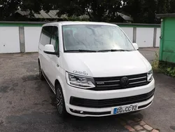 Weiß Gebraucht 2017 VW T6 Generation Six Van | 35.490 € (Teuer)