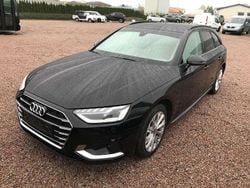 Brillantschwarz Gebraucht 2020 Audi A4 Advanced Kombi | 20.989 € (Guter Preis)