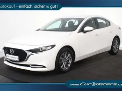 Weiß Gebraucht 2021 Mazda 3 Limousine | 21.800 € (Fairer Preis)